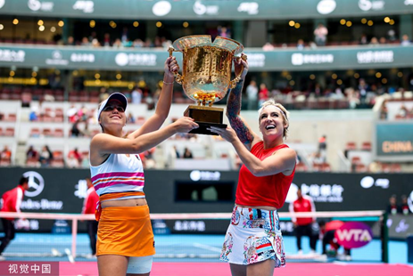 尤其是在内 尤其是在内