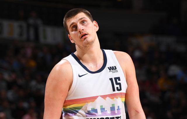 欧冠罕见1幕：高科技识破点球违例 马竞球迷从狂喜到失望