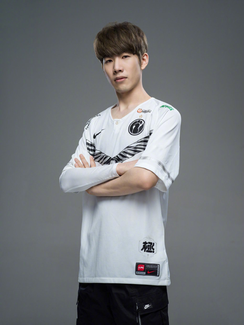 舞台的竞争 舞台的竞争