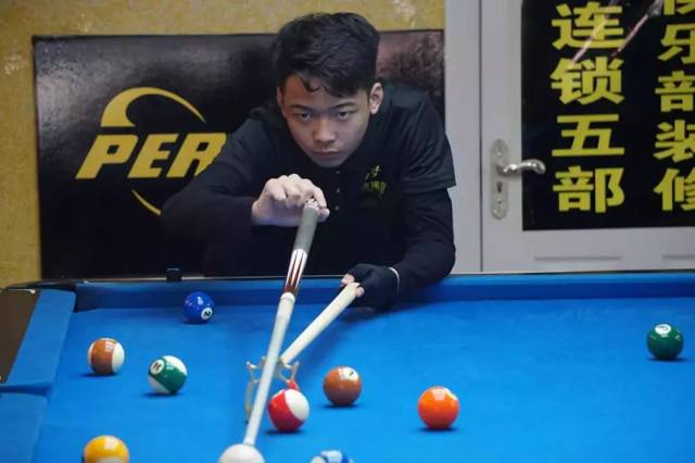 联名周边与 联名周边与